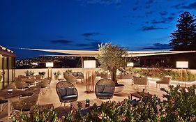 De Bonart Naples, Curio Collection By Hilton